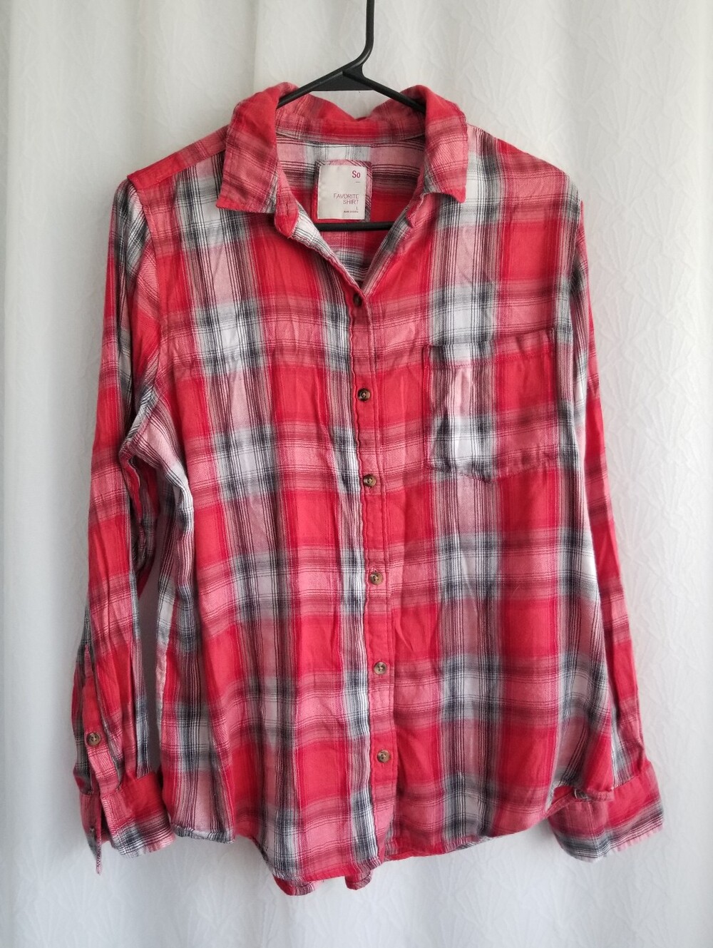 SO Favorite Shirt Red Plaid Classic Button-Up Large